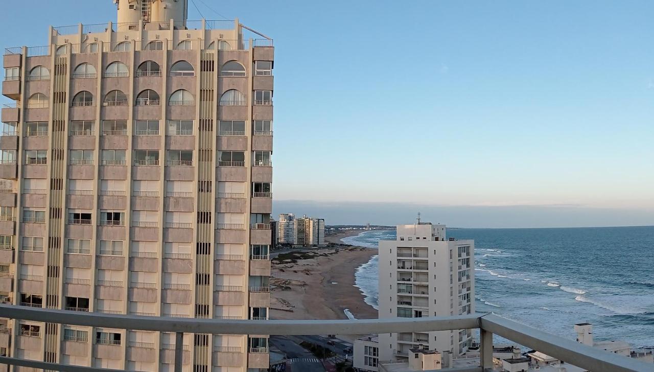 Penthouse Centrico Con Vista Al Mar, Parrilla Privada Y Terraza Espaciosa Punta del Este Ngoại thất bức ảnh